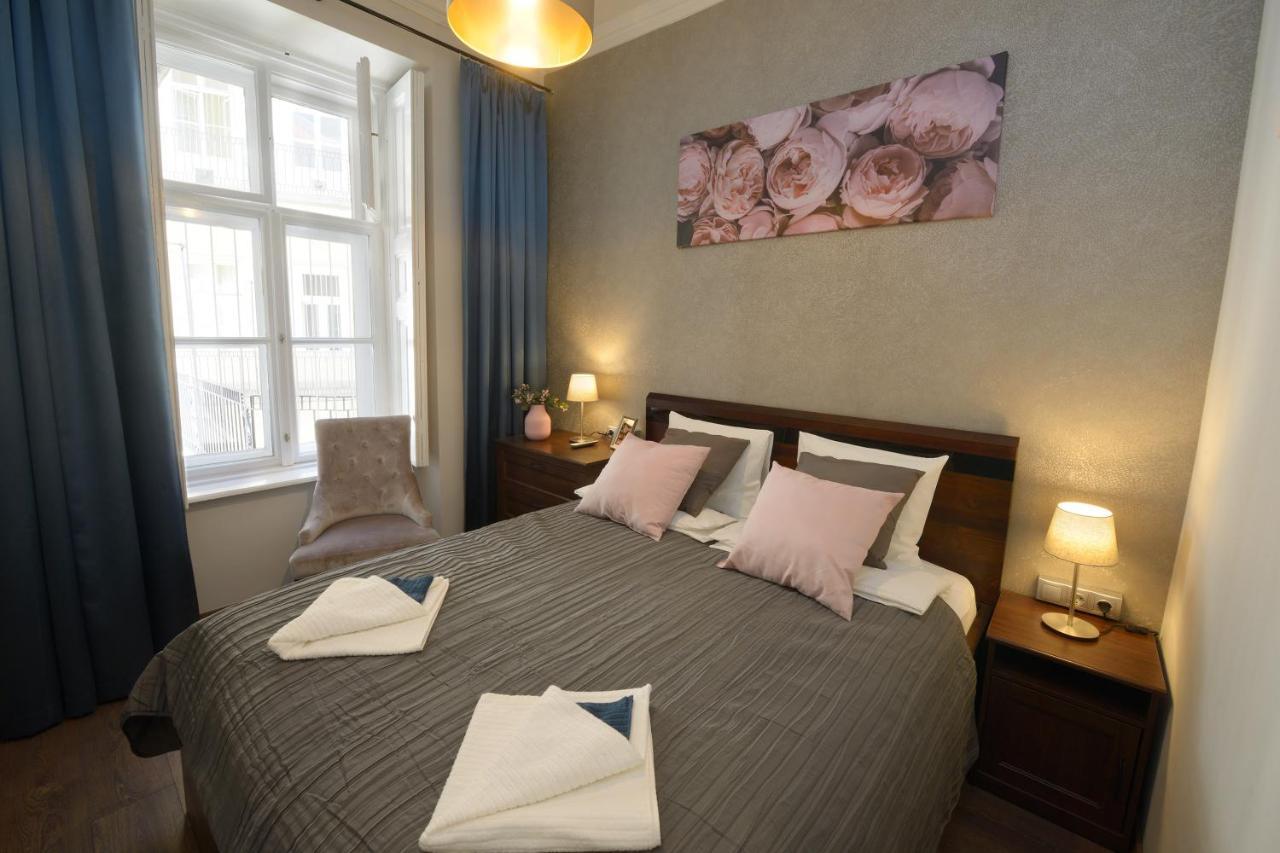 Orangehomes 4 Bdrm Apartment View To Synagogue Budapest Exterior foto